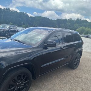 صورة 2 لـ 2020 JEEP GRAND CHEROKEE ALTITUDE