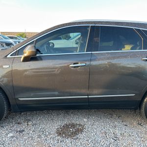 2019 Cadillac XT5 LUXURY — фото 4