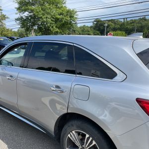 2017 Acura MDX SH-AWD photo 6