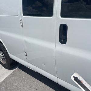 2022 Chevrolet EXPRESS 3500 — миниатюра 51
