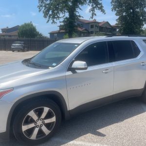 CHEVROLET TRAVERSE - 2