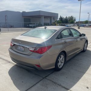 HYUNDAI SONATA GLS - 8