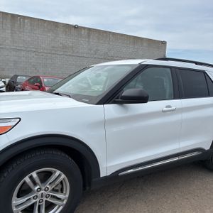 FORD EXPLORER XLT - 2