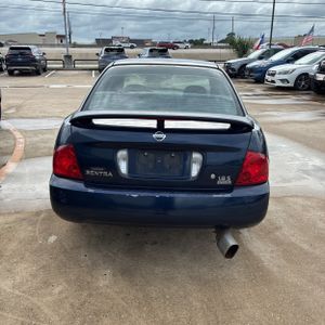 NISSAN SENTRA 1.8S - 7