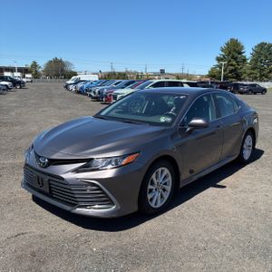 TOYOTA CAMRY - 1
