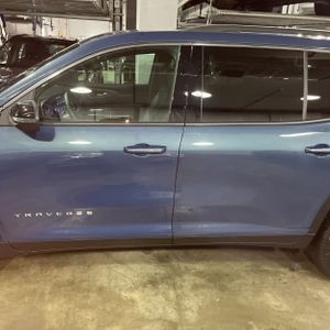 CHEVROLET TRAVERSE LT - 3