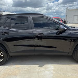 2025 Chevrolet TRAX LT — миниатюра 11