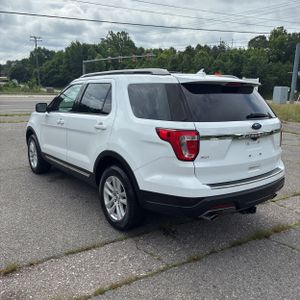 FORD EXPLORER XLT - 5