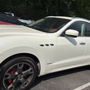 صورة 2 لـ 2018 Maserati LEVANTE S GRANSPORT