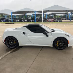ALFA ROMEO 4C SPIDER - 10