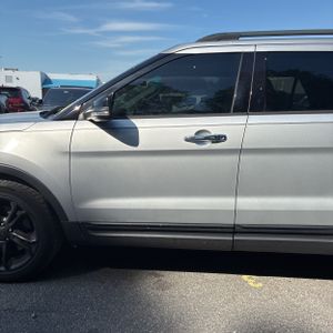 FORD EXPLORER SPORT - 4