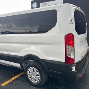 FORD TRANSIT-350 PASSENGER V. XLT - 6