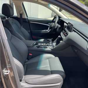 2026 Genesis G70 2.5T STANDARD — фото 33