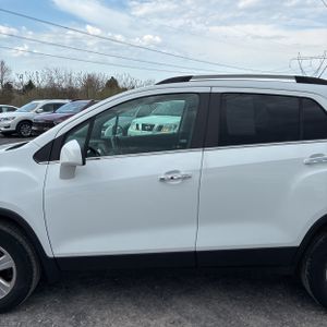 CHEVROLET TRAX LT - 4