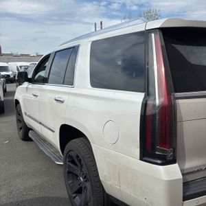 CADILLAC ESCALADE LUXURY - 5