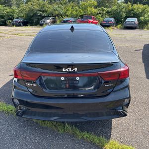 صورة 6 لـ 2023 KIA FORTE GT-LINE