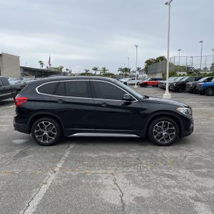 BMW X1 XDRIVE28I - 10