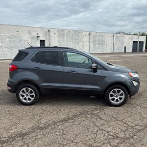 FORD ECOSPORT SE - 10