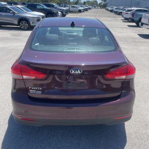 KIA FORTE LX - 7