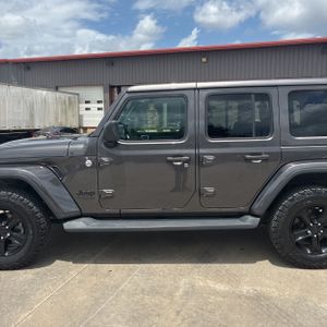JEEP WRANGLER UNLIMITED SAHARA ALTITUDE - 4