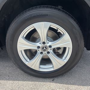 2017 Mercedes-BENZ GLC — миниатюра 18