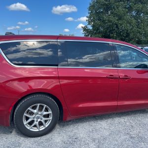 2025 Chrysler PACIFICA SELECT 照片 9
