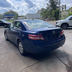 2010 Toyota CAMRY LE photo 5