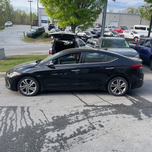 HYUNDAI ELANTRA LIMITED - 3