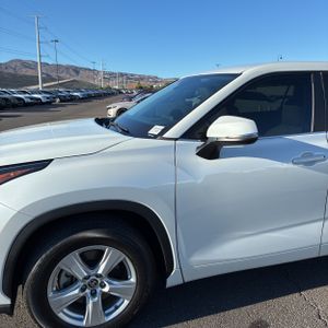 TOYOTA HIGHLANDER - 2