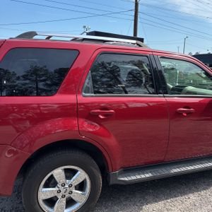 FORD ESCAPE LIMITED - 9