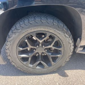 2018 Chevrolet TAHOE LT — фото 16