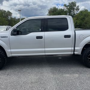 FORD F-150 XLT - 4