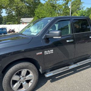 2015 RAM 1500 BIG HORN photo 2