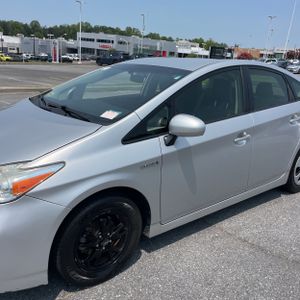 2015 Toyota PRIUS TWO photo 2