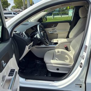 2021 Mercedes-BENZ GLA — миниатюра 32