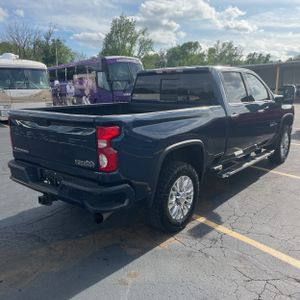 CHEVROLET SILVERADO 2500HD HIGH COUNTRY - 8