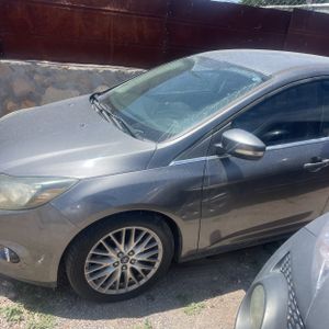 FORD FOCUS TITANIUM - 2