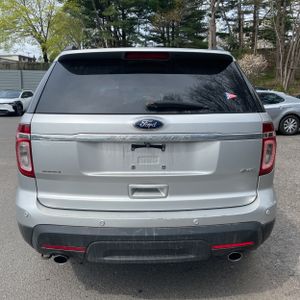 FORD EXPLORER BASE - 7