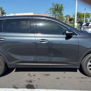 2020 KIA SORENTO LX V6 — миниатюра 11