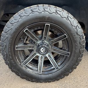 2020 Chevrolet SILVERADO 1500 RST 照片 19