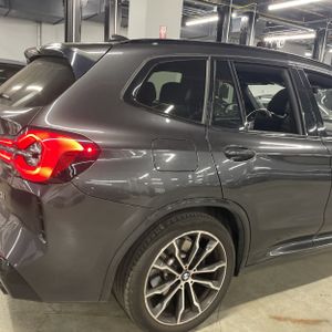 صورة 9 لـ 2022 BMW X3 M40I