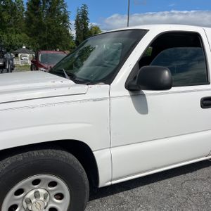 صورة 2 لـ 2005 Chevrolet SILVERADO 1500 WORK TRUCK