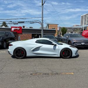 CHEVROLET CORVETTE STINGRAY - 10