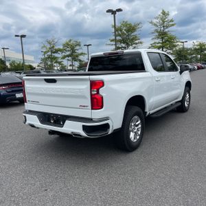 صورة 8 لـ 2023 Chevrolet SILVERADO 1500 RST