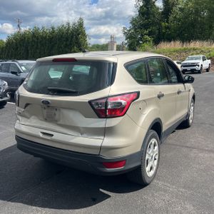FORD ESCAPE S - 8