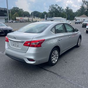 2018 Nissan SENTRA S 照片 8