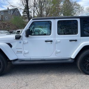 JEEP WRANGLER 4XE SAHARA 4X4 - 4