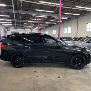 BMW X7 XDRIVE40I - 9