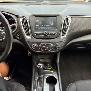 2016 Chevrolet MALIBU LS — миниатюра 37