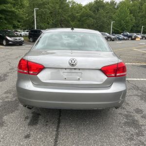 2014 Volkswagen PASSAT 2.0L TDI SE photo 7